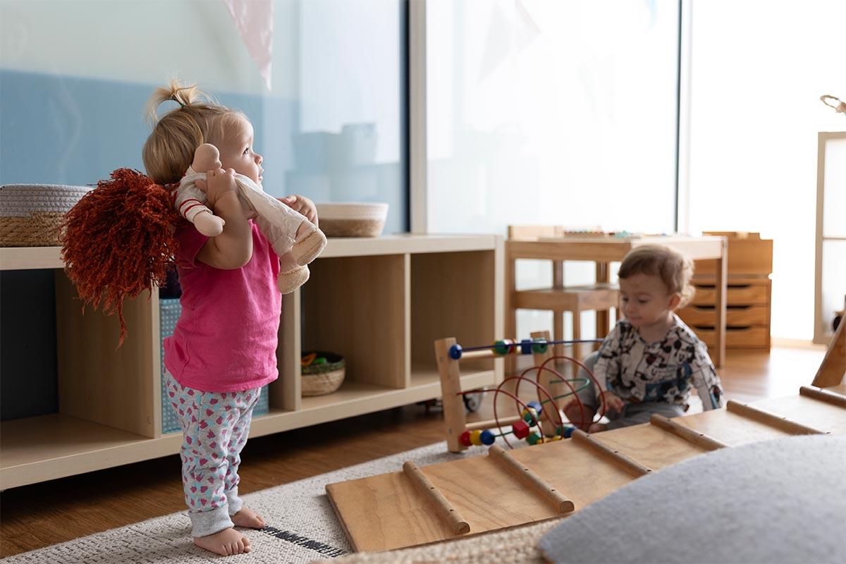 Espacio Maternal Actividades Bebés y Padres para jugar, aprender y fomentar la autonomía